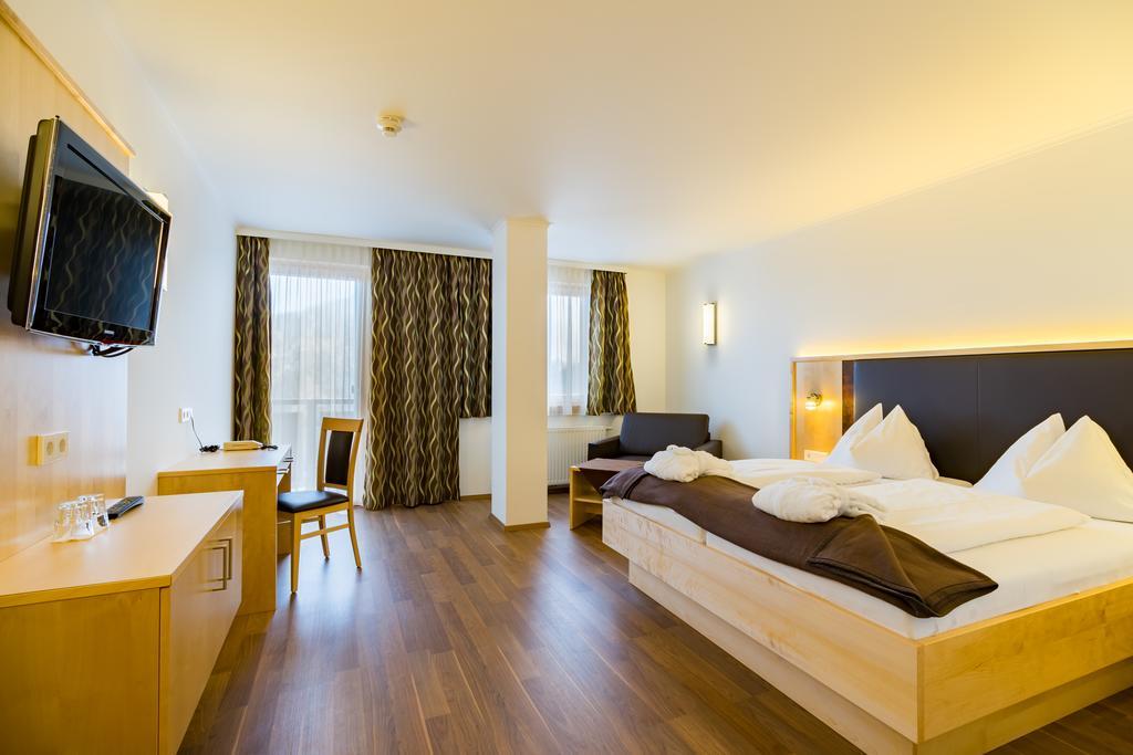 Hotel Gartnerkofel Зонненальпе-Насфельд Экстерьер фото